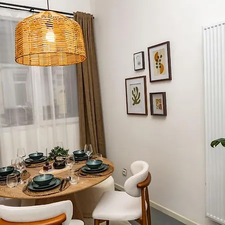 Cosy House With Garden Near Antwerp-central